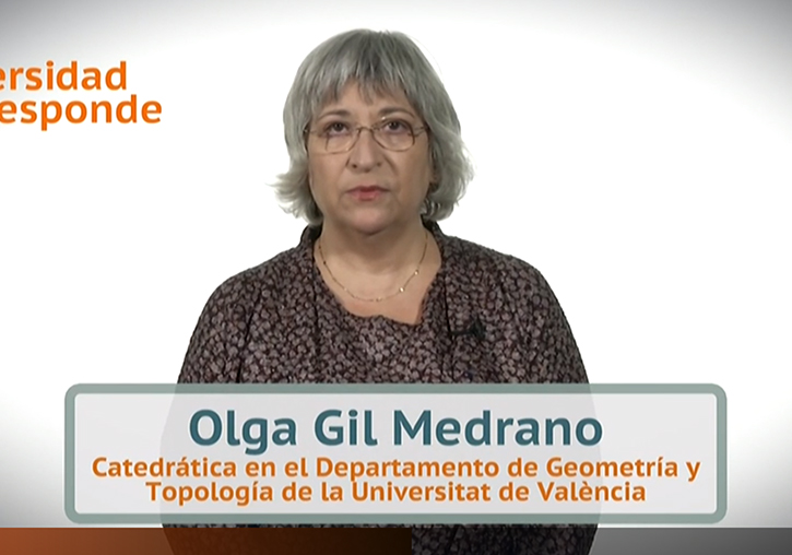 Olga Gil en el microespacio La Universidad responde